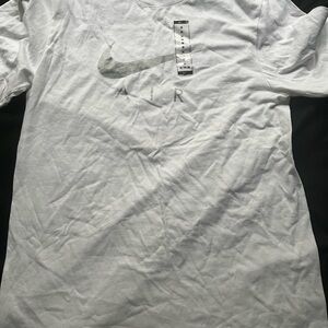 Nike White Short Sleeve Tee